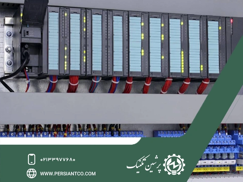 مقایسه هزینه تابلو فرمان رله‌ای و PLC